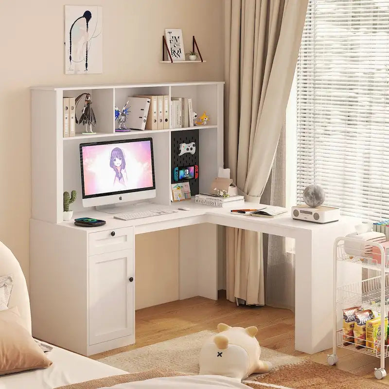 Bureau d'angle moderne en L avec prise de courant