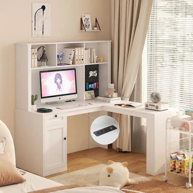 Bureau d'angle moderne en L avec prise de courant